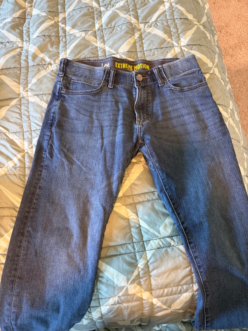 Lee Men’s Straight Dark Blue Jeans - Extreme Motion size 34/30